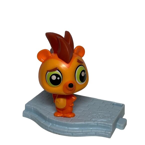McDonalds 2015 Littlest Pet Shop Russell Ferguson Hasbro #3 Happy Meal Toy - Picture 1 of 6